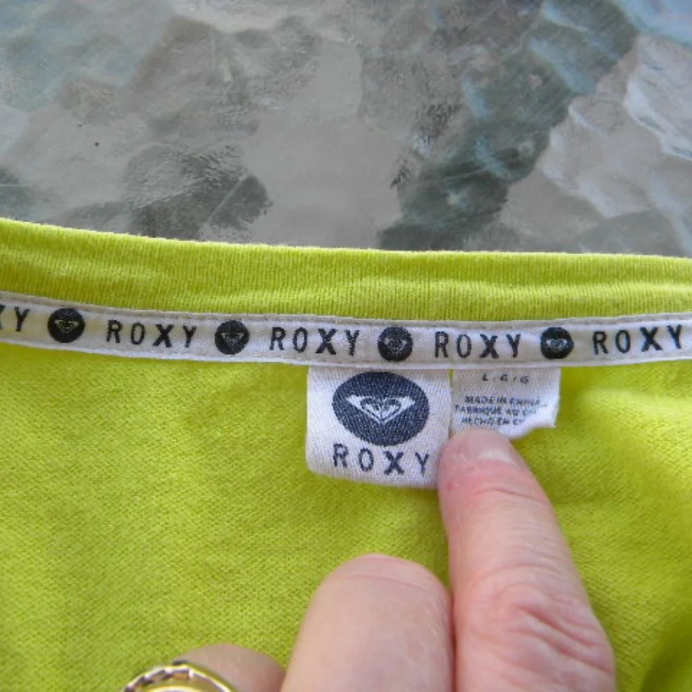 Roxy Cardigan - Picture 5 of 7